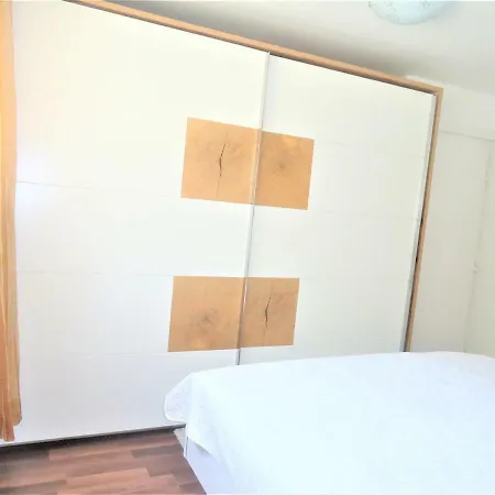 Apartman Mirna * سبليت